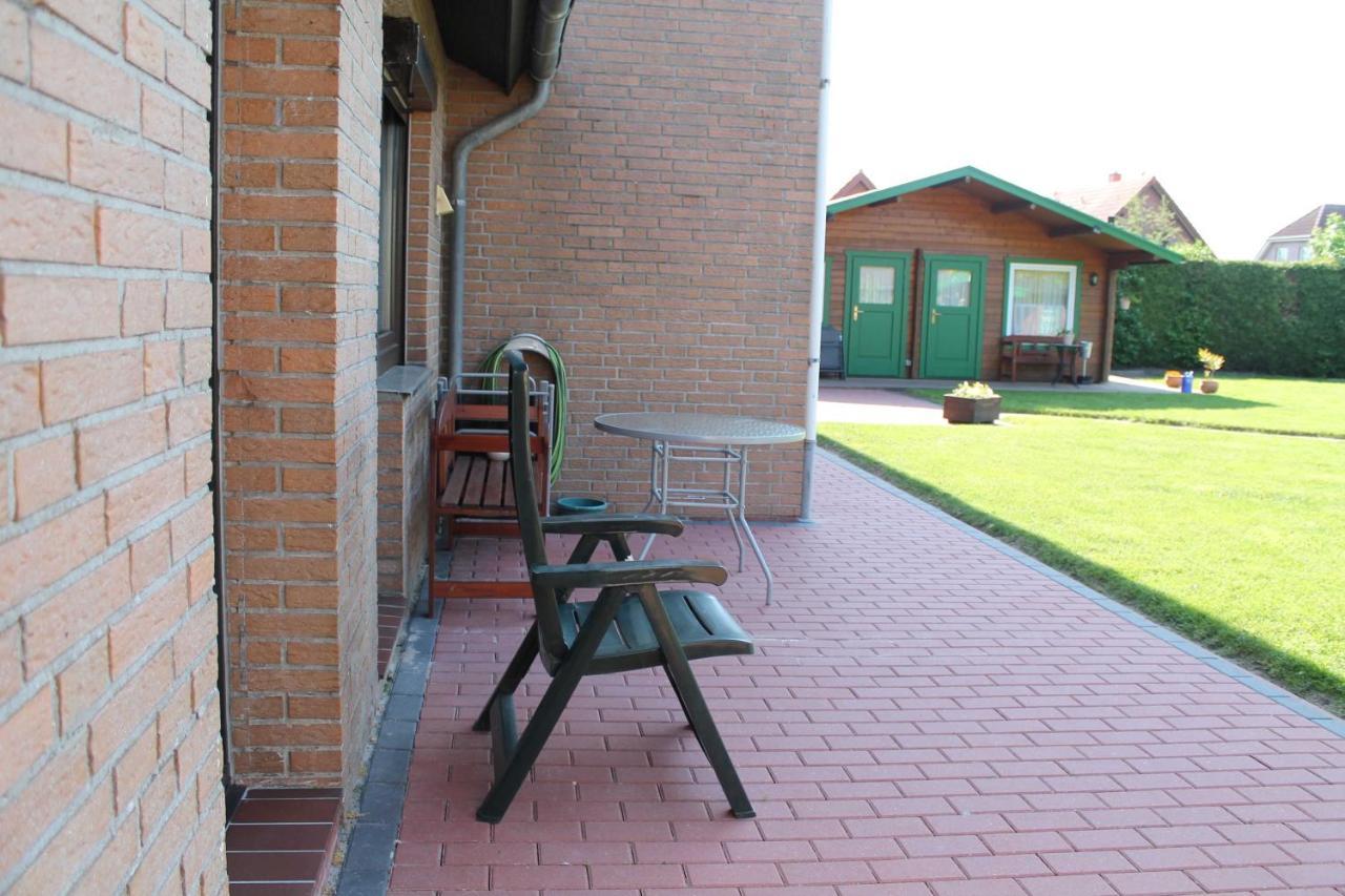 Ferienwohnungen Haus Sommerwind, 45075 Jemgum Exterior foto